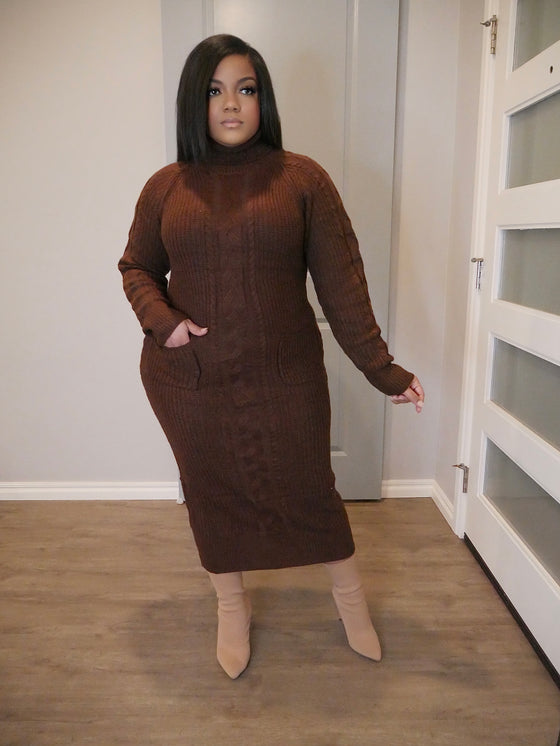 Ribbed Sweater Maxi Dress (Brown) 𝑷𝒍𝒖𝒔